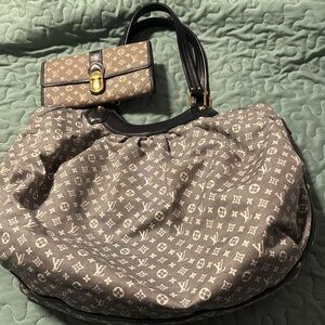 LV purse w/matching wallet